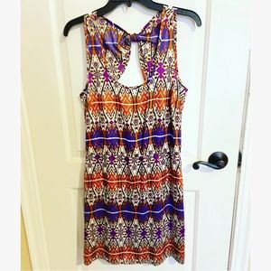 Glam tribal print sleeveless dress size L